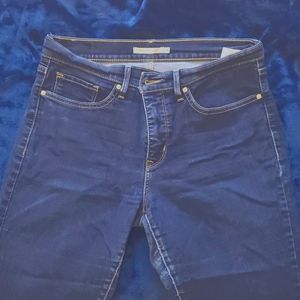 Levi's